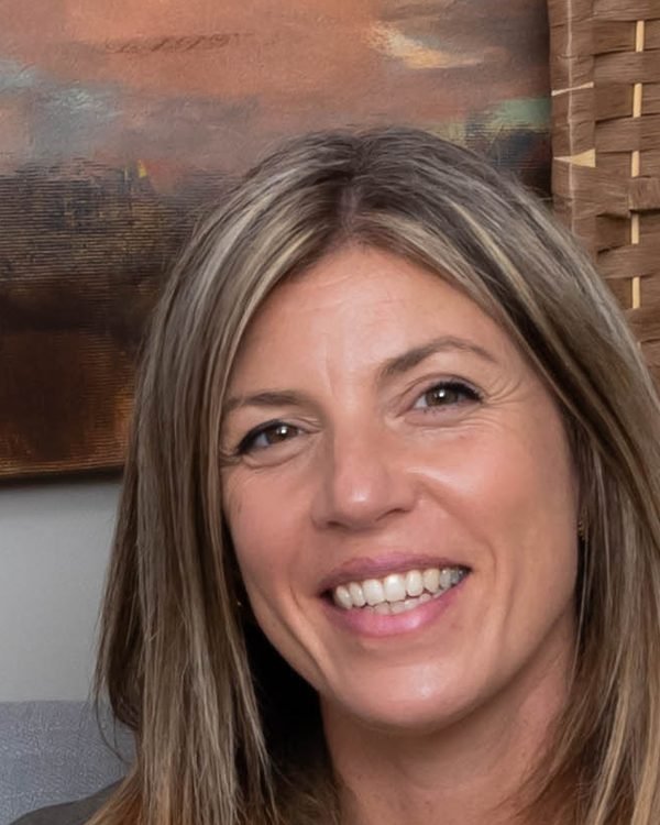 Laura Bertrand, LPC